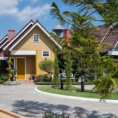 Picha Ville Resort Watthana Nakhon Eksteriør billede